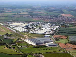 Supporting image for story: Man dies after small plane crash-lands on runway