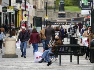 Supporting image for story: Returning to tiered system after lockdown will see infections spike again – Sage