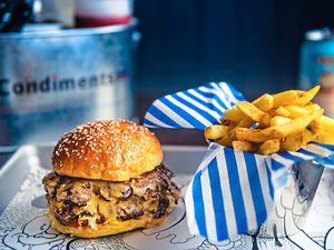 Supporting image for story: Food review: DIY burgers, so pile ’em high!