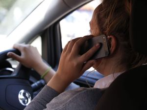 Supporting image for story: Loophole allowing drivers to escape punishment for using mobile phone closes