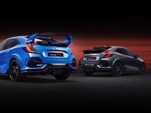 Supporting image for story: Honda Civic Type R arrives priced from £32,820