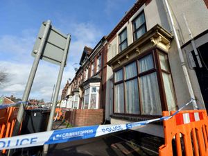 Supporting image for story: Murdered mother-of-eight had 86 injuries, jury told