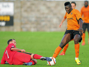 Supporting image for story: Nottingham Forest plan final Bakary Sako offer