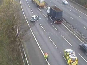 Supporting image for story: Severe delays after M5 smash