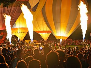 Supporting image for story: Balloons fill the skies for Oswestry carnival in the air - with pictures