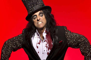 Supporting image for story: Alice Cooper to play Birmingham