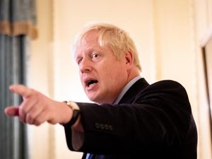 Supporting image for story: Rees-Mogg backs PM to deliver new Brexit deal by 12-day deadline