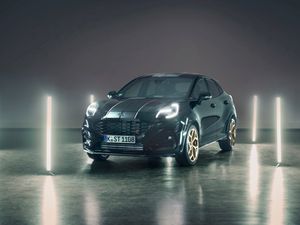 Supporting image for story: Ford fans help create Puma ST Gold Edition