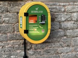 Supporting image for story: Call for 'control the bleed kits' in Oswestry defibrillators