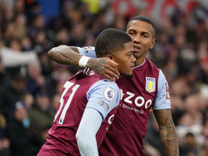 Supporting image for story: Unai Emery: I considered dropping Leon Bailey 