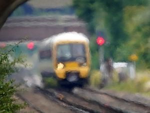 Supporting image for story: Met Office extends amber warning for dangerous and disruptive extreme heat