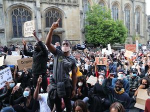 Supporting image for story