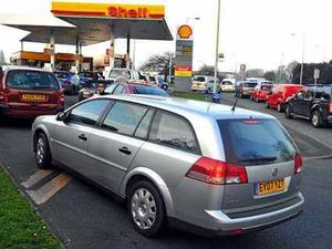 Supporting image for story: Fuel queues spark top level talks