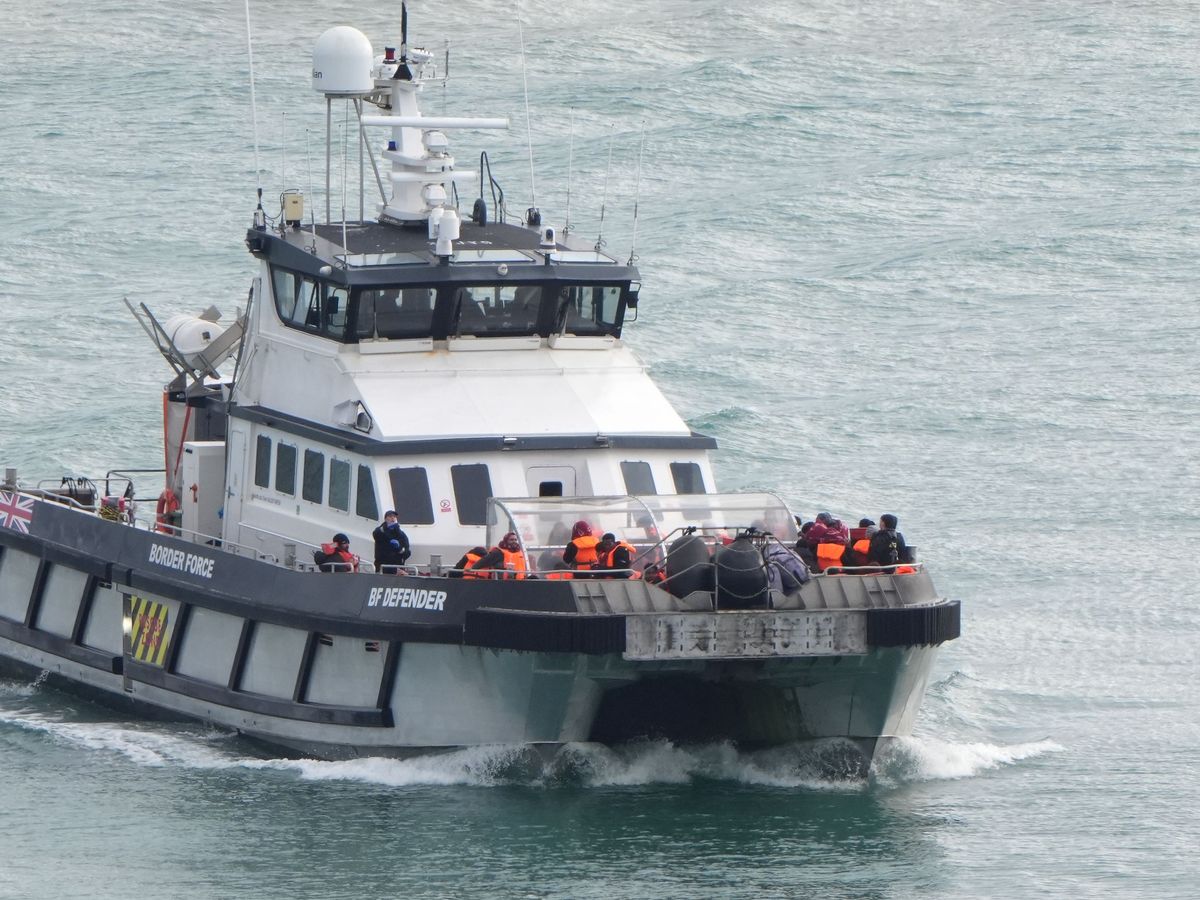 Another 503 migrants cross Channel in small boats in single day