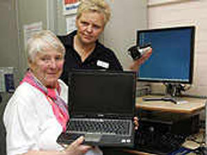 Supporting image for story: Friends £900 gift helps hospital