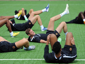 Supporting image for story: Richard Stearman is staying at Wolves