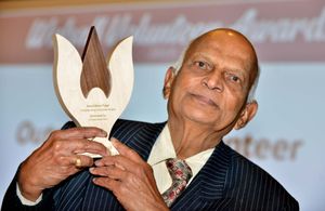 Narshibhai Patel with his award