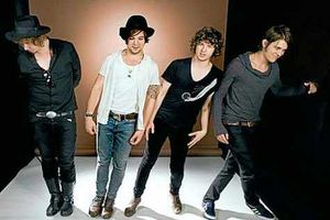 Supporting image for story: The Kooks head to Birmingham O2 Academy