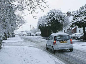 Supporting image for story: Planes, trains and traffic hit by latest snow