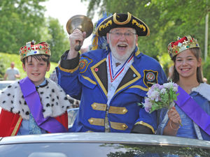 Supporting image for story: Tributes flood in following death of 'larger than life' town crier in Shropshire and Staffordshire
