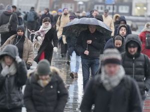 Supporting image for story: UK economy set to have returned to growth despite budget caution