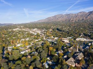 Supporting image for story: War photographer Paul Lowe ‘killed by son’ on Los Angeles hiking trail – police