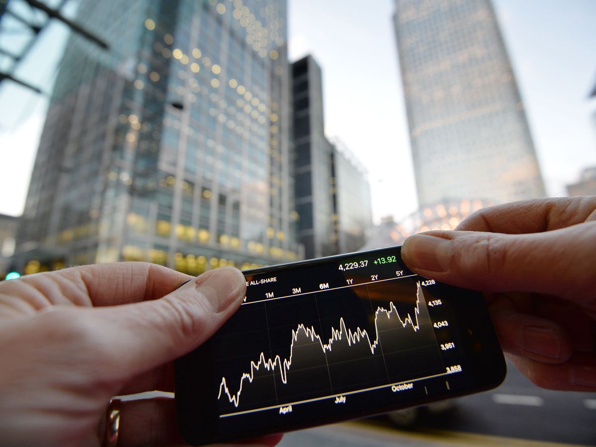 Demand for defence stocks lifts FTSE as investors calm amid Venezuela turmoil