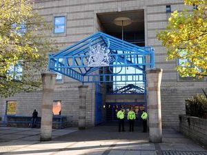 Supporting image for story: Walsall man in online sex talk with 'girl of 14' avoids jail 