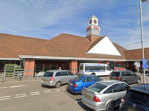 Supporting image for story: Thief who stole booze and laundry items from Telford shops gets suspended jail term