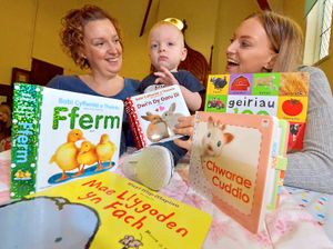 Supporting image for story: Croeso i your Welsh-lingo playgroup . . . in Oswestry, England - with video