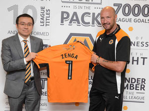Supporting image for story: Madness to suggest Walter Zenga should get Wolves sack