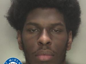 Supporting image for story: Man jailed for manslaughter of Keon Lincoln caught with phone in prison 