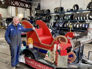 Supporting image for story: Santa's sleigh gets a service 