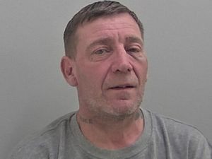 Supporting image for story: Kidderminster man jailed after punching two police officers