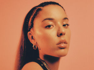 Supporting image for story: Grace Carter to bring headline tour to Birmingham