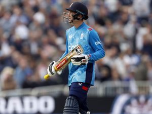Supporting image for story: Marcus Trescothick suggests Harry Brook got toss wrong on captaincy debut