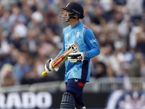 Supporting image for story: Marcus Trescothick suggests Harry Brook got toss wrong on captaincy debut