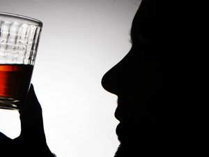 Supporting image for story: Whisky tariffs to be halved by ‘fantastic’ India trade deal