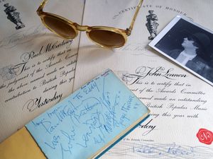 Supporting image for story: Autograph book with signatures from the Beatles and the Stones to be sold