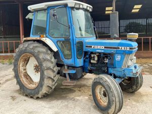 Supporting image for story: Sale of late Wrexham farmer’s tractors brings in big crowds 