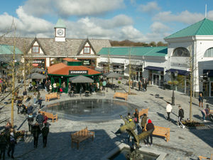 Supporting image for story: New chicken restaurant approved for Cannock McArthurGlen designer outlet