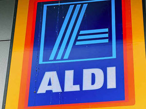 Supporting image for story: Aldi invites bodies to tuck into festive food give-away 