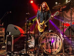 Supporting image for story: Bilston double date for Steve Hill