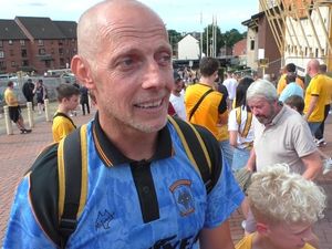 Supporting image for story: 'It feels like a defeat!' Wolves fans verdict on Newcastle draw after Ruben Neves stunner - WATCH 