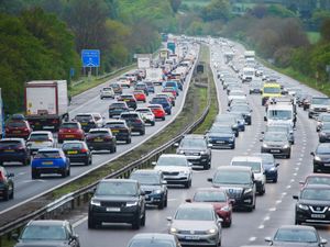 Supporting image for story: Average age of UK cars reaches record high of almost 10 years