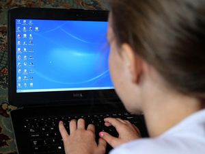 Supporting image for story: Enlist army of tutors to help disadvantaged pupils, says education commission