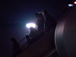 Supporting image for story: Government ‘failing Afghans as safe routes not matching scale of need’