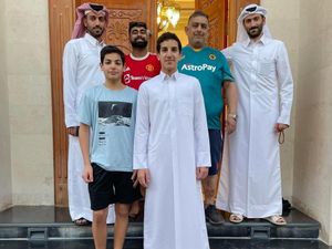 Supporting image for story: Wolves fans visit Qatari millionaire's mansion after striking up 'surreal' World Cup friendship