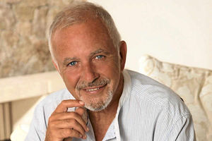 Supporting image for story: David Essex to headline Ludlow Arts Festival concert