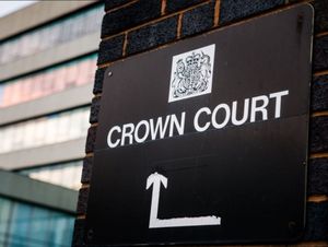 Supporting image for story: Man avoids jail after breaking partner's lover's nose